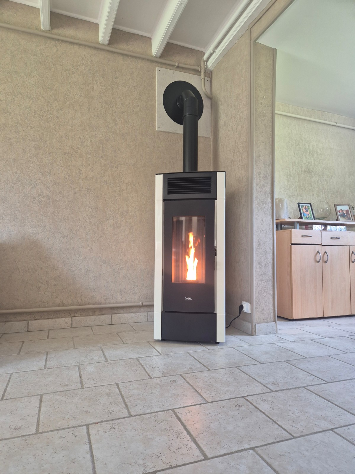 Vente et installation d’un poêle à granulés CADEL CRISTAL 9KW à La Haye Aubree entre Bourg-Achard et Corneville-sur-risle