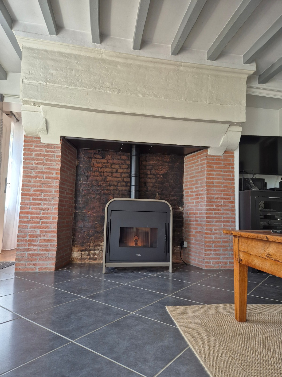 VENTE ET INSTALLATION D’UN POÊLE À GRANULÉS CADEL FRAME 9KW À ETREVILLE ENTRE BOURG-ACHARD ET PONT-AUDEMER