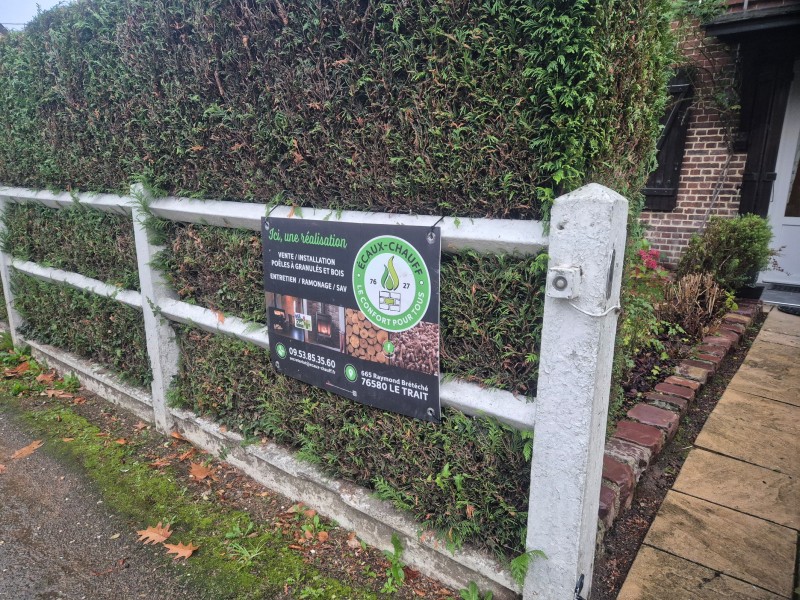 Vente et installation d’un magnifique poêle à granulés CADEL HUBLOT à Duclair entre Canteleu et Caudebec-en-Caux. 