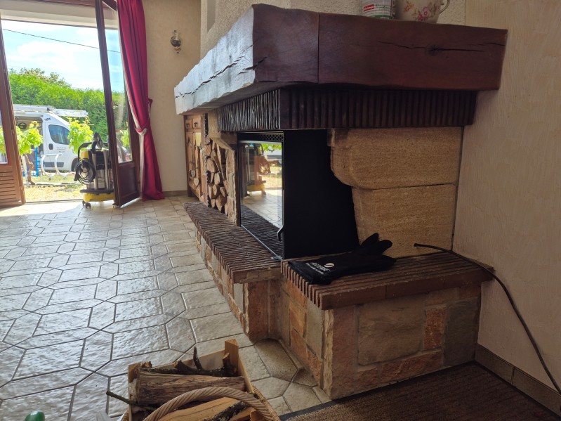 Vente et installation d’un insert à bois ARTENSE PARIOU 650 à Vatteville-la-rue entre Pont-Audemer et Yvetot