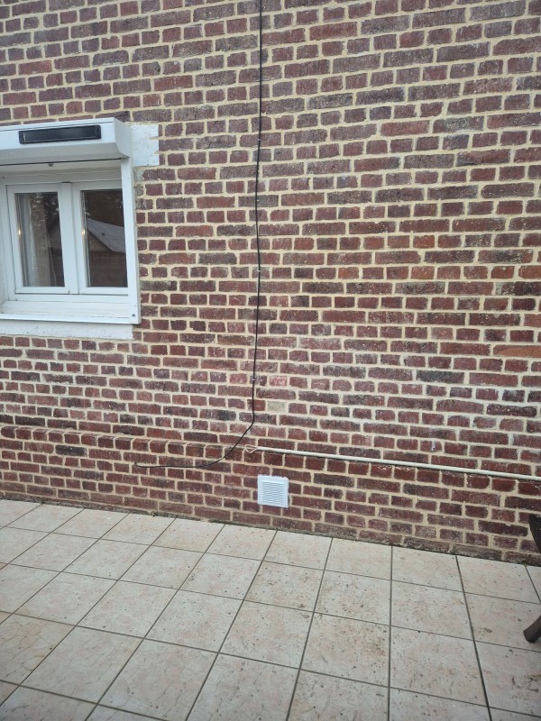 Vente et installation d’un magnifique poêle à granulés CADEL HUBLOT à Duclair entre Canteleu et Caudebec-en-Caux. 