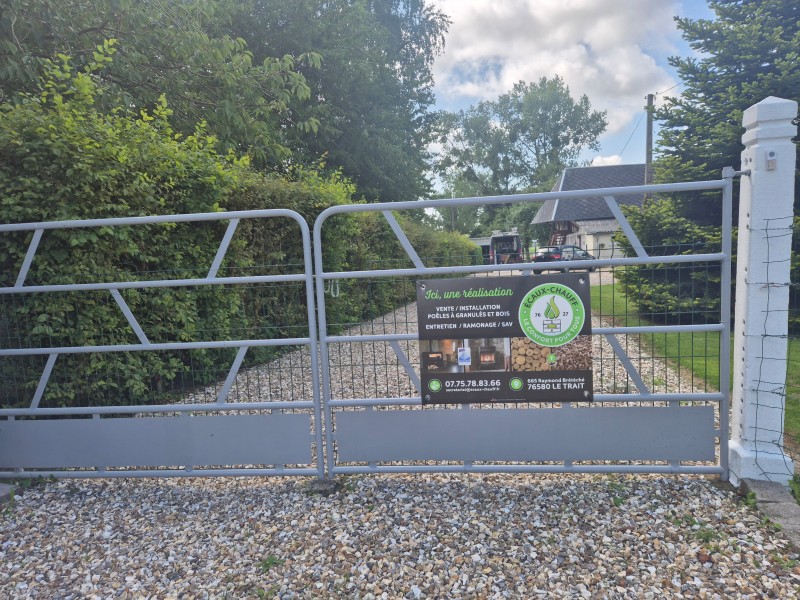 Vente et installation d’un poêle à granulés CADEL CRISTAL 9KW à La Haye Aubree entre Bourg-Achard et Corneville-sur-risle