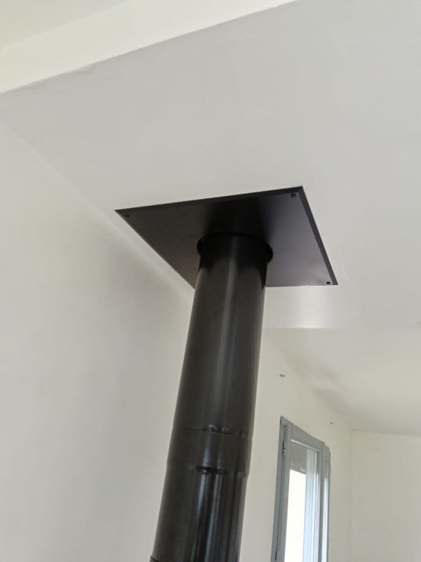 Vente et installation d’un poêle à bois SUPRA LASLO BÛCHER à PAVILLY entre ROUEN et YVETOT 76.