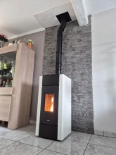 Ecaux-Chauff -  Choisir un insert à bois compatible avec une cheminée existante pour améliorer le rendement énergétique d'une maison à Rouen 76000 en Normandie